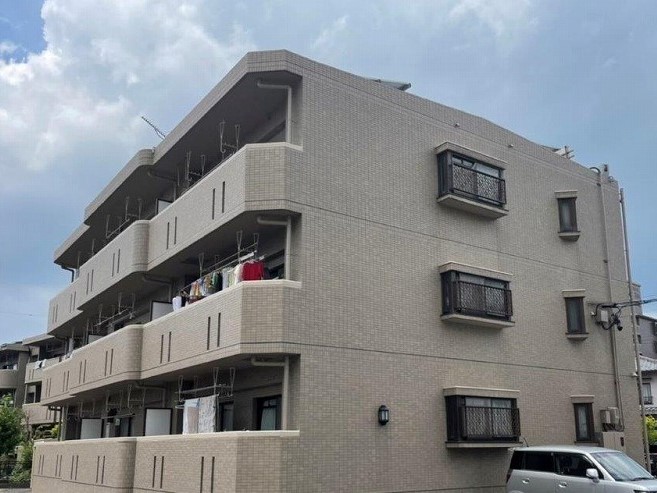 犬山市　ベージュ系　賃貸マンション 外壁塗装 施工例の写真