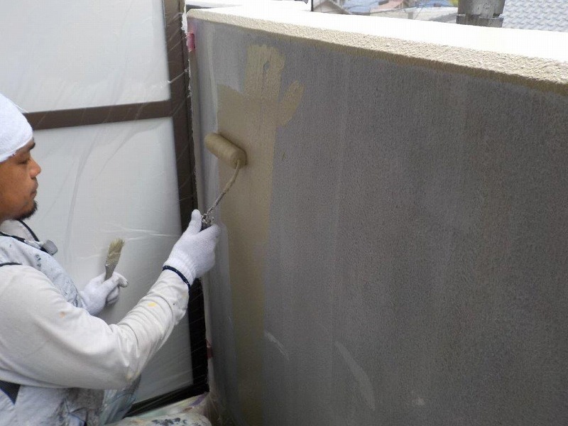 犬山市 ベージュ系 賃貸マンション 外壁塗装 施工例 ベランダ袖壁 イメージ