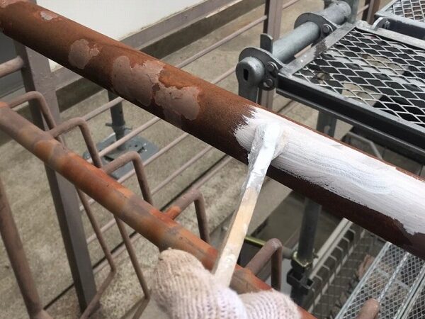 中村区 賃貸マンション トリコロールカラー外壁塗装 施工例 ベランダ手摺塗装 イメージ