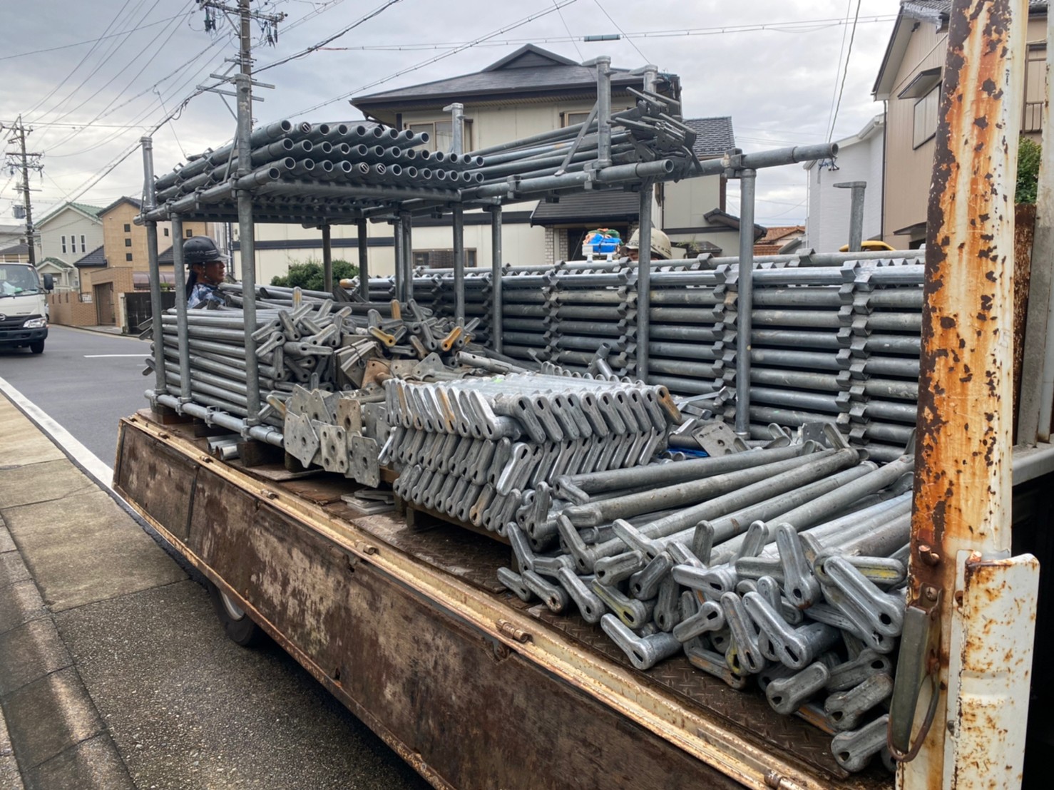 名古屋市北区　足場工事①　イメージ