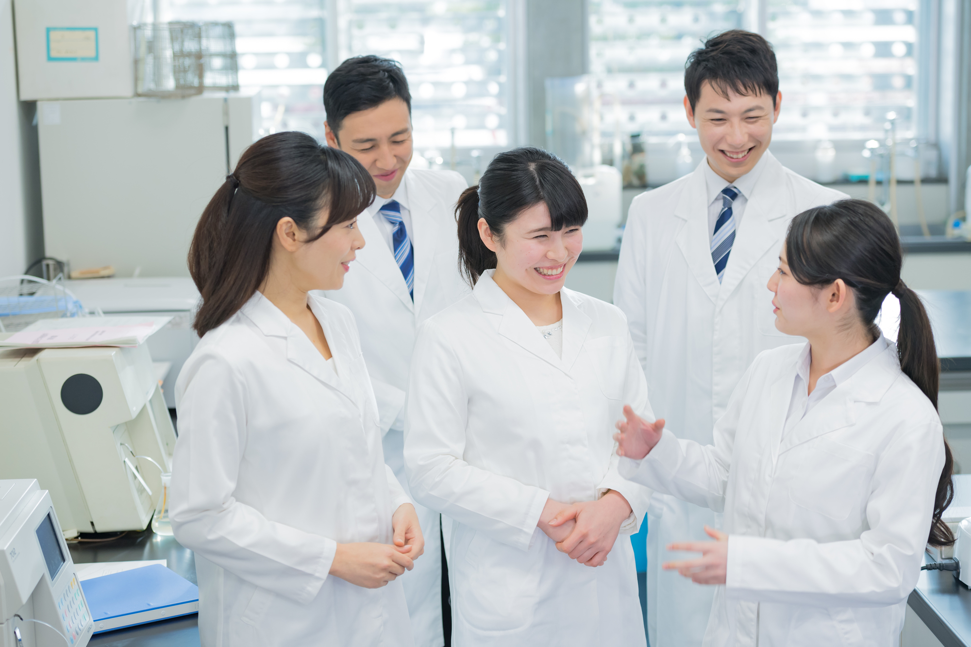 塗料の促進耐候性試験　期待耐用年数の考え方　イメージ