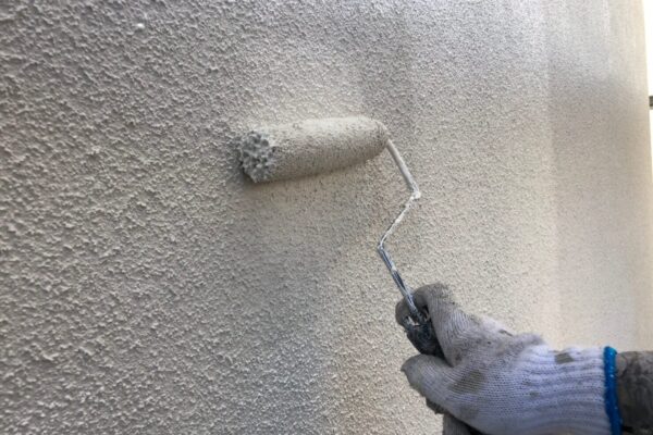 外壁塗装　スチップル仕上げ　模様の作り方 イメージ