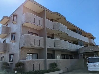 犬山市　賃貸マンション　外壁修繕塗装　施工例の写真