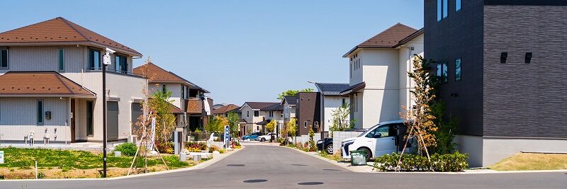 近所の住宅や街の雰囲気との調和を考えましょう　イメージ