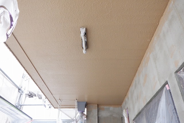 名古屋市東区　外壁塗装　軒天　施工完了
