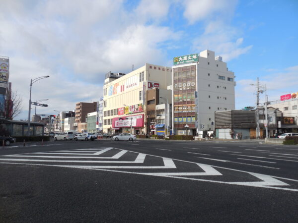 外壁塗装　相場費用　千種区あらまし　地理的な特徴　イメージ