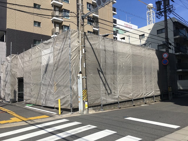 四日市市 店舗 ホワイト系 外壁塗装 施工例 塗装前 イメージ