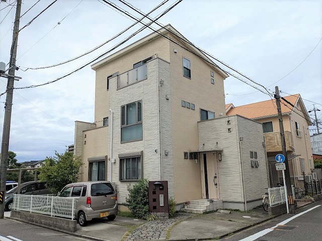 名古屋市東区 3階建住宅 ダブルトーン外壁塗装 施工前 イメージ