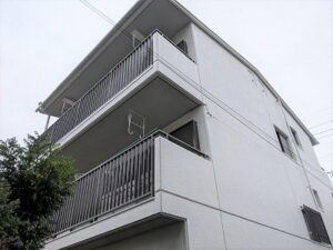 名古屋市昭和区　３階建てシンプルモダンRC住宅　外壁塗装　施工例