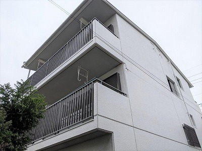 名古屋市昭和区　３階建てシンプルモダンRC住宅　外壁塗装　施工例の写真