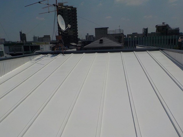 名古屋市西区 トタン瓦棒屋根塗装 施工例