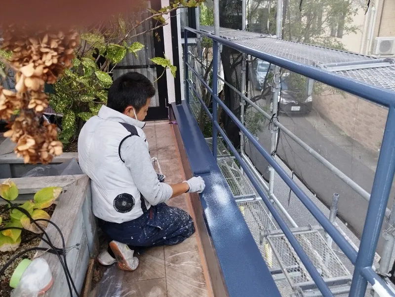 名古屋市緑区 おしゃれな南欧風住宅 外壁塗装 施工例 バルコニー手摺塗装 イメージ