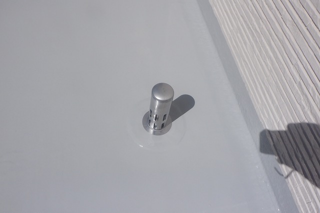 西尾市　ベランダ　屋上防水ウレタン塗装　施工例　脱気塔設置　イメージ