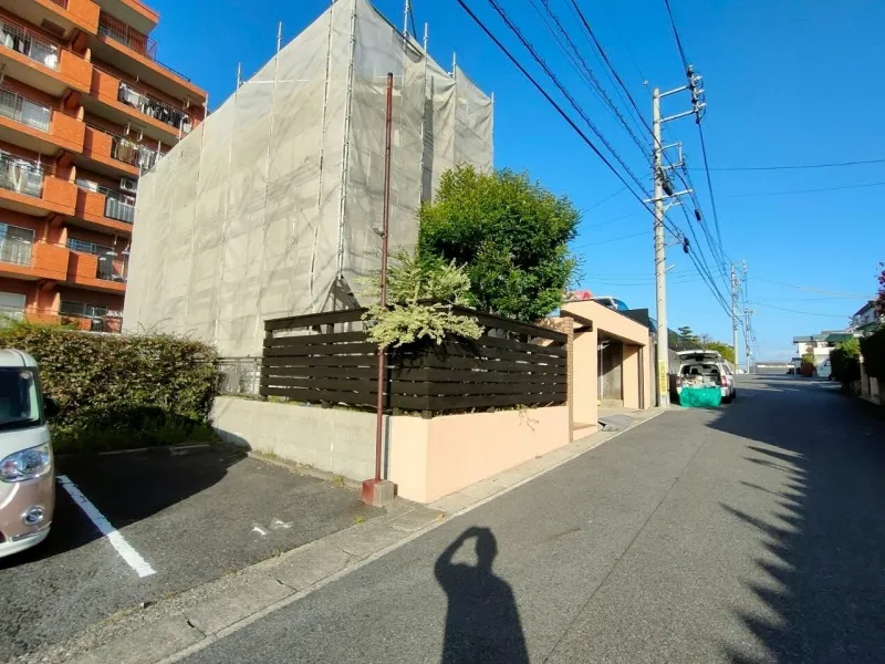 長久手市　住友林業　おしゃれな南欧風住宅　外壁塗装 施工例　外壁塗装　足場　イメージ