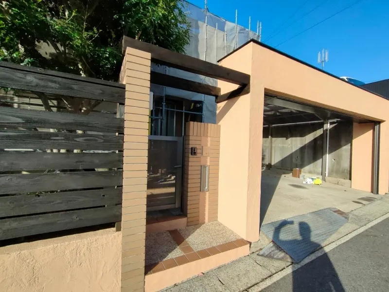 長久手 住友林業 おしゃれな南欧風住宅 外壁塗装 施工例 ガレージ塗装 完成 イメージ