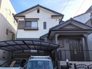 名古屋市中川区　モダン住宅　ダブルトーン外壁塗装　施工例