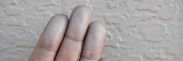 外壁塗装　チョーキング　【外壁塗装を行うのにおすすめの時期】　イメージ