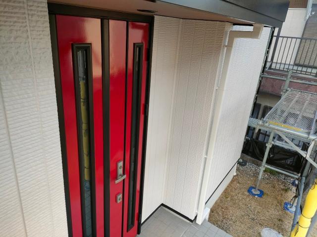 刈谷市　ミサワホーム　屋根　外壁塗装　施工例　玄関ドア塗装完成　イメージ