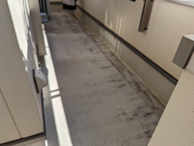 名古屋市緑区 バルコニーFRP防水塗装 施工前