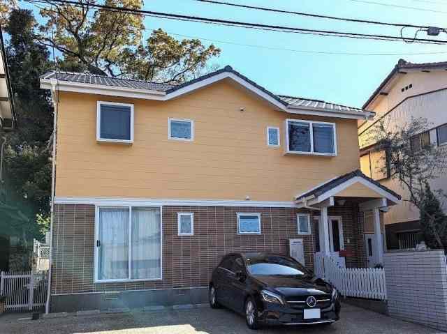 名古屋市北区　おしゃれなクワトロトーン　洋風住宅外壁塗装　施工例の写真