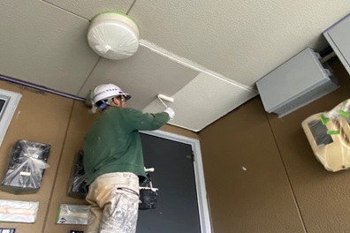安城市 アート林A棟 賃貸アパート外壁塗装 施工例 軒天上塗り イメージ