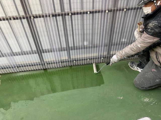名古屋市中区 3階建てビル ツートンカラー 外壁塗装 施工例 バルコニー床防水塗装 イメージ