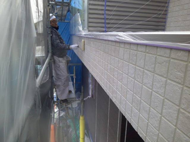 天白区 ダブルトーン多彩仕上げ 外壁塗装 施工例 下塗り イメージ