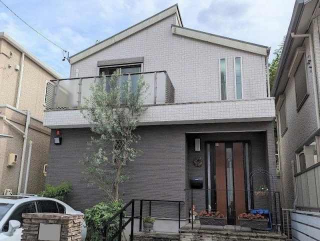 天白区 スタイリッシュ住宅 多彩仕上げ 外壁塗装 施工前 イメージ