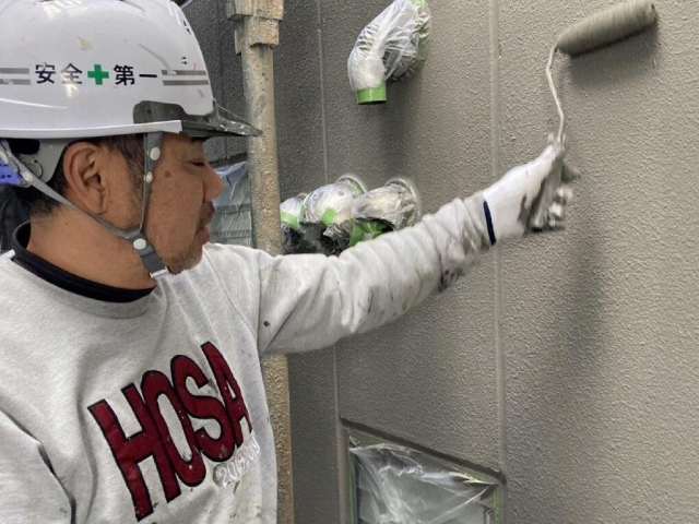 名古屋市中区 3階建てビル ツートンカラー 外壁塗装 施工例 防火サイディング塗装上塗り イメージ