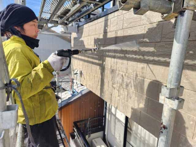 名古屋市北区 3階建住宅 ダブルトーン外壁塗装 施工例 高圧洗浄 イメージ
