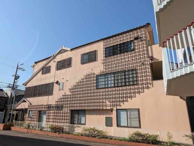 常滑市 「尾張桂新堂本舗」様 外壁修繕塗装 施工例 塗装前 イメージ