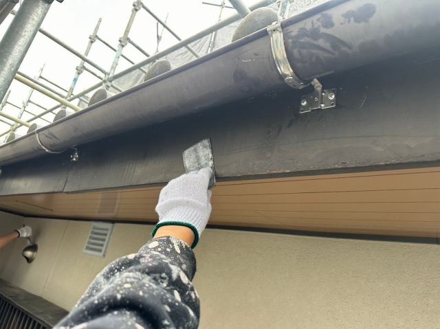 日進市　やさしいベージュ系　和風住宅　外壁塗装　施工例　破風塗装前　イメージ