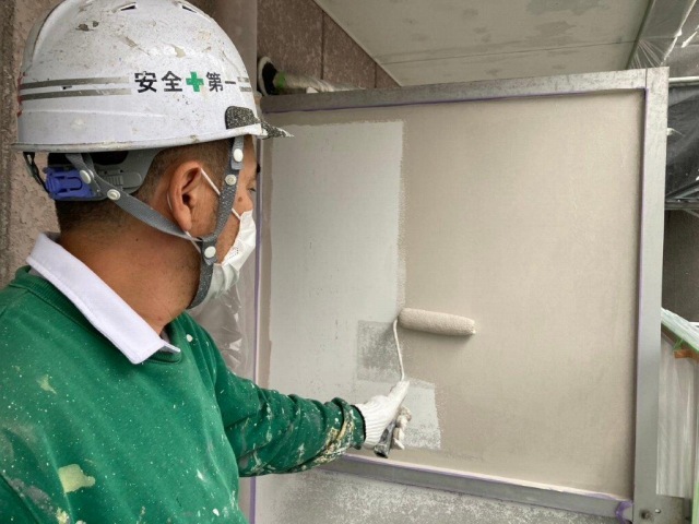海津市 賃貸アパート「アビタチオン海津」様 外壁塗装 施工例 隔て板塗装 イメージ