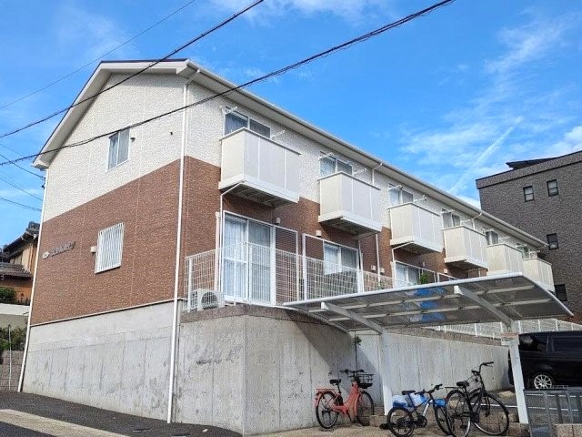 名古屋市守山区　賃貸アパート　多彩仕上げ　外壁塗装　施工例の写真