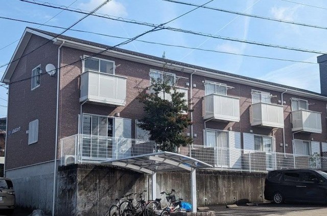 守山区 賃貸アパート 多彩仕上げ 外壁塗装 施工例 塗装前 イメージ