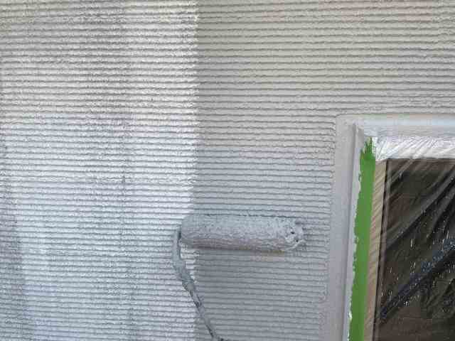千種区 モノトーン系 モダン住宅 外壁塗装 施工例 外壁塗装上塗1回目 イメージ