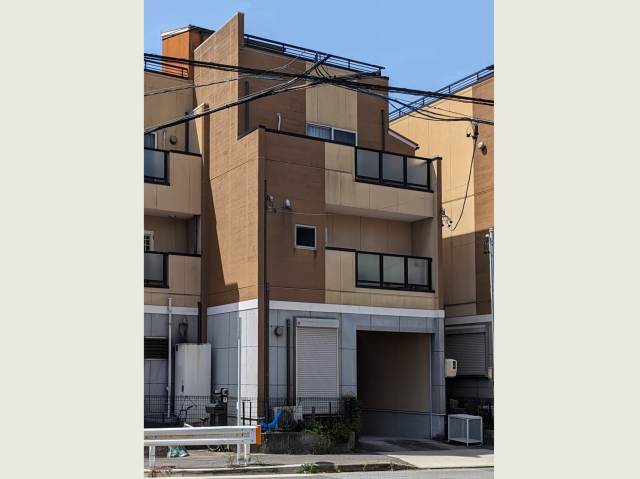 千種区 モノトーン系 モダン住宅 外壁塗装 施工例 塗装前 イメージ