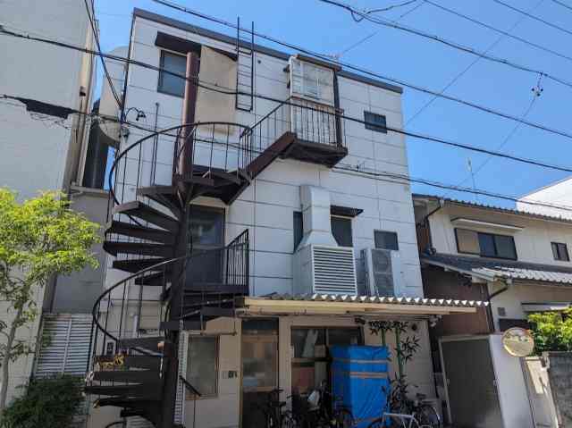 中川区「仏像・寺院佛具 有限会社 竹正」様 外壁塗装 施工例 塗装前 イメージ
