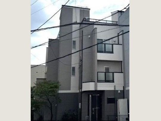 千種区　モダン住宅　ツートンカラー外壁塗装　施工例の写真