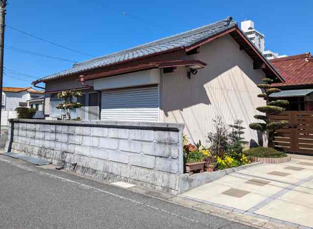 尾張旭市 住宅離れ 外壁塗装 施工例 塗装前 イメージ