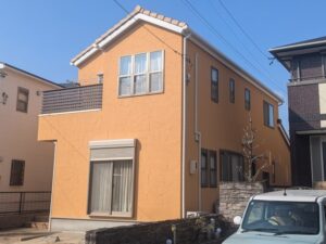 名古屋市天白区　オレンジ系　南欧風住宅　外壁塗装　施工例