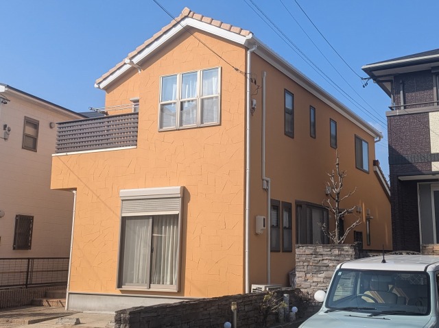 名古屋市天白区　オレンジ系　南欧風住宅　外壁塗装　施工例の写真