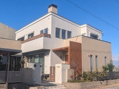 一宮市　アーバンモダン住宅　外壁塗装　施工例の写真
