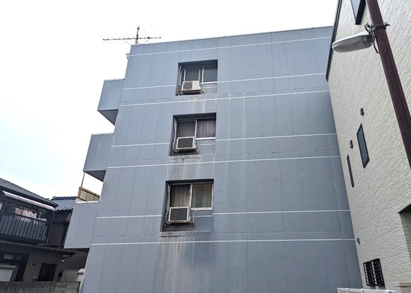 瑞穂区 グリーン系 賃貸マンション外壁塗装 施工例 塗装前 イメージ