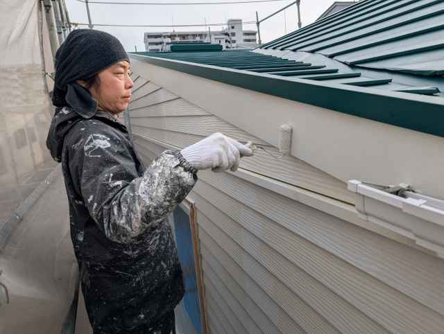 守山区 イエロー系 カントリー住宅 外壁塗装 施工例 破風塗装 イメージ