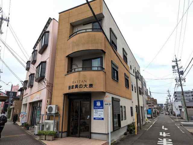 瑞穂区　ツートンカラー　店舗　外壁塗装　施工例　塗装前　イメージ