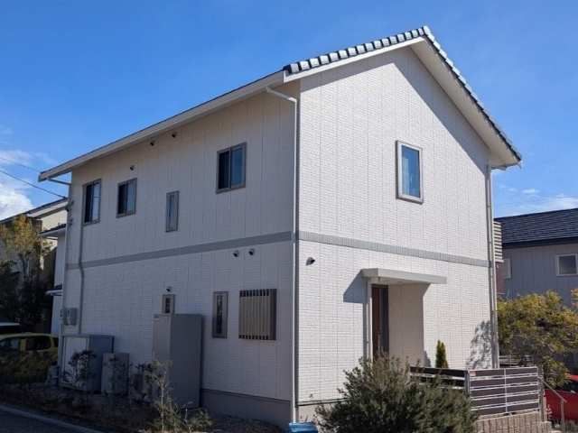 桑名市 ミサワホーム お洒落な外壁塗装 施工例 塗装前 完成 イメージ