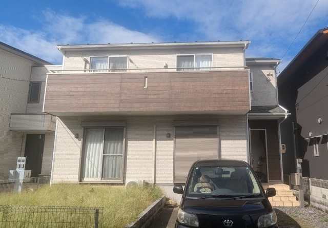 一宮市 ネイビー×ブラウン系 シンプルモダン住宅 外壁塗装 施工例 塗装前 イメージ