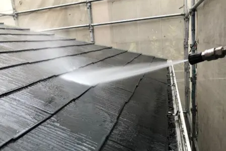 コロニアル屋根塗装 高圧洗浄 イメージ