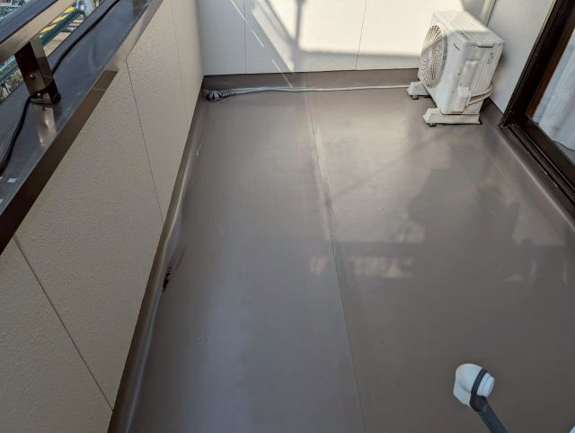 名古屋市北区　明るいベージュ系　和モダン住宅　外壁塗装　施工例　ベランダ床塗装完成　イメージ